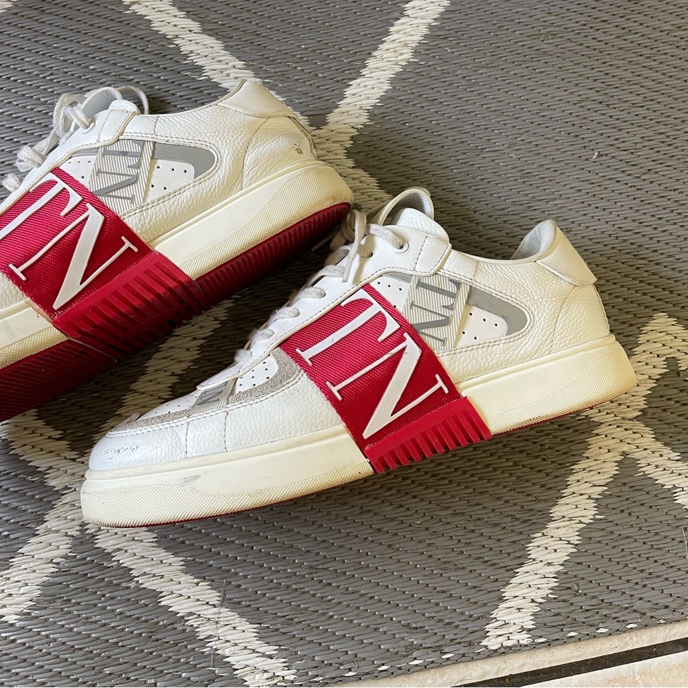 Valentino Sneakers